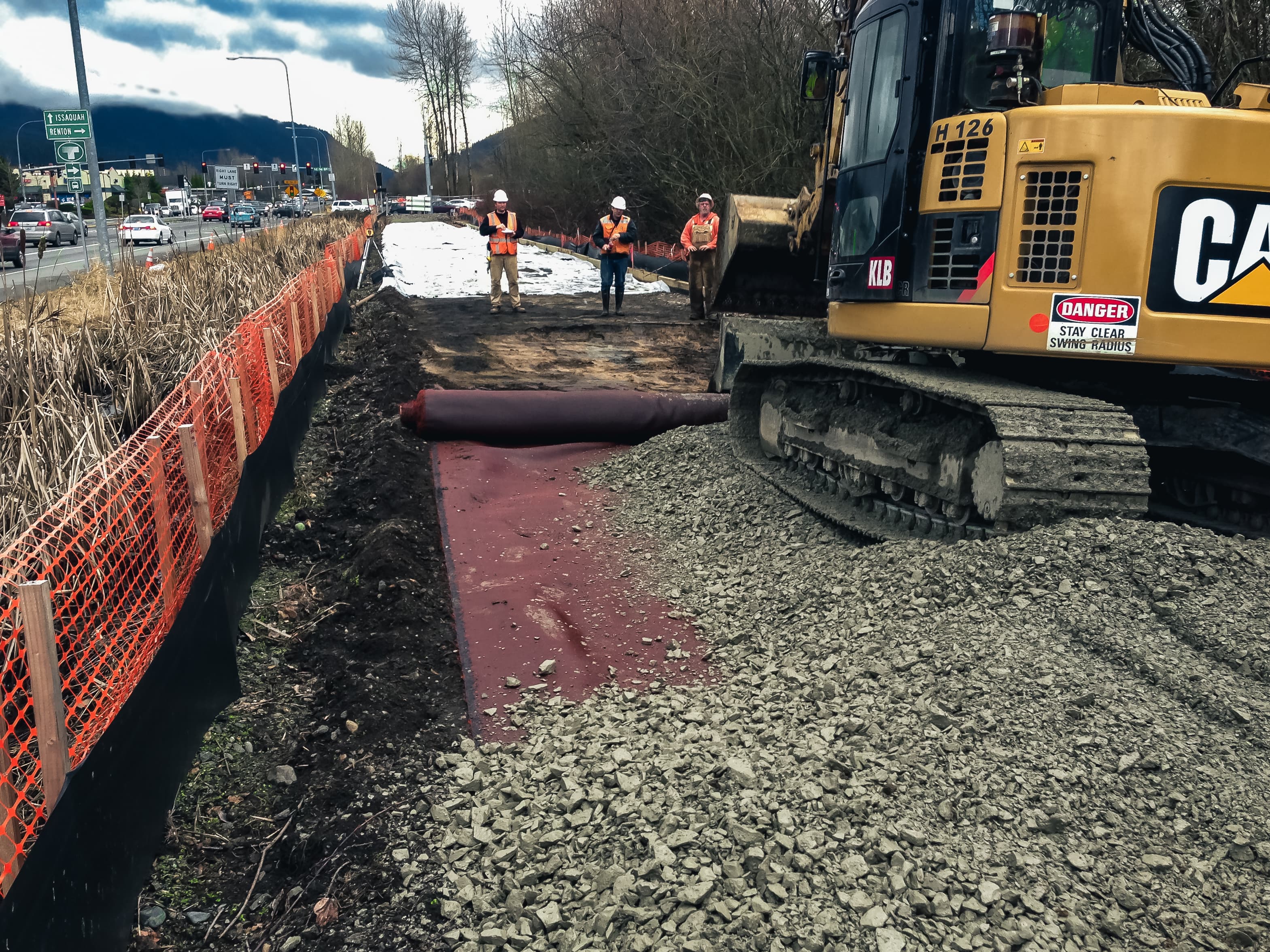 The use of MIRAFI RS580i allowed for thinner aggregate layers