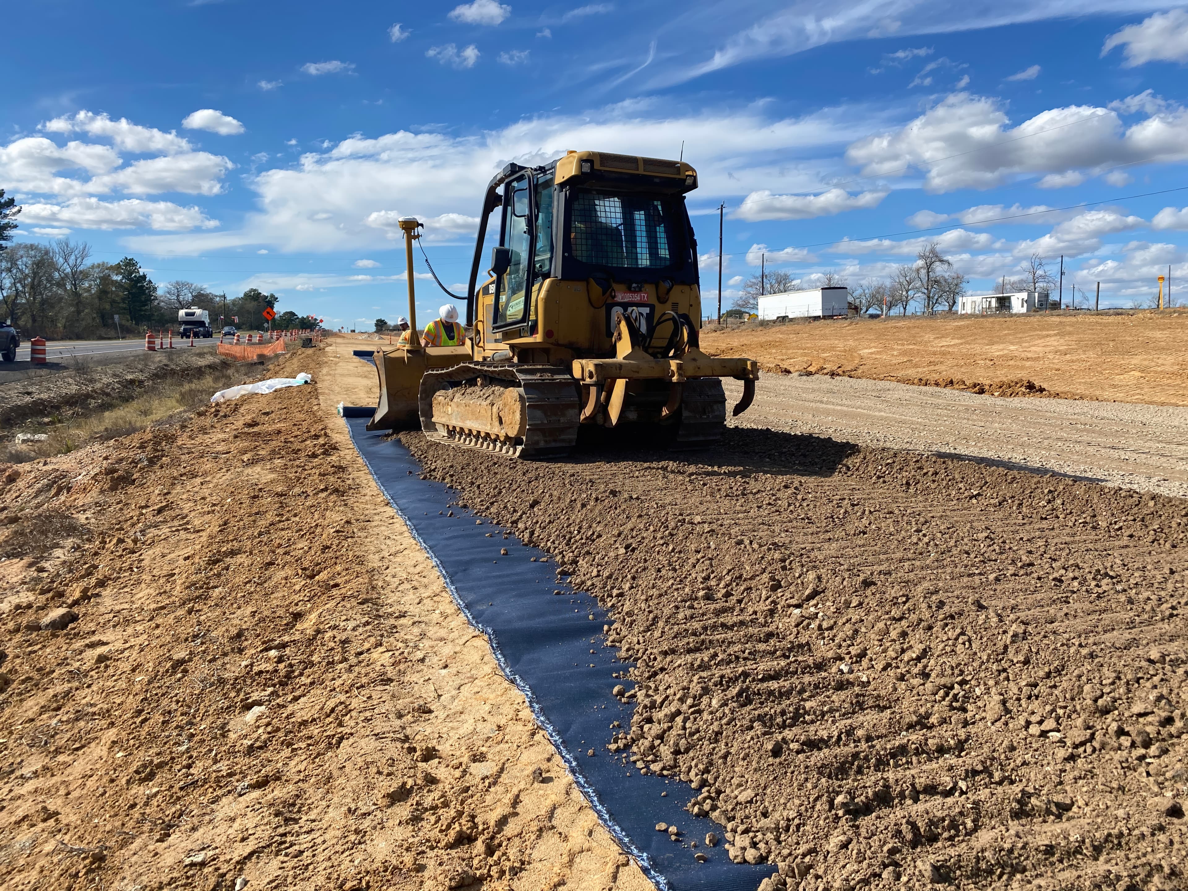 Enhancing pavement stability and improving moisture management with MIRAFI H2Ri